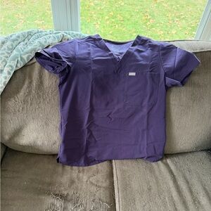 Figs purple shadow Catarina scrub top